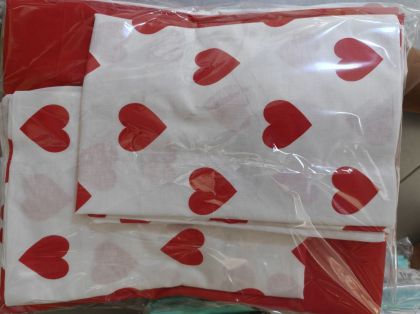 ЛУКСОЗЕН СПАЛЕН КОМПЛЕКТ ЧЕРВЕНИ СЪРЦА  4 ЧАСТИ БЕЗ ЛАСТИК