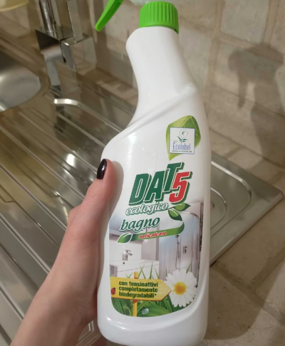 ДАТ 5 БАНЬО СПРЕЙ ЗА ПОЧИСТВАНЕ НА БАНИ  1000 МЛ