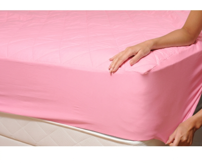 ЕДНОЦВЕТЕН ЧАРШАФ С ЛАСТИК СВЕТЛО РОЗОВО 220 Х 240