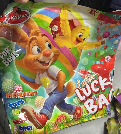 МАД МАКС ВЕЛИКДЕНСКО ЗАЙЧЕ ОГРОМНА ЧАНТА С ИГРАЧКИ ЗА МОМЧЕ