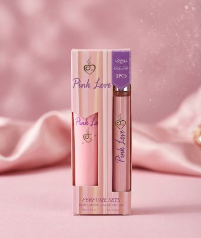 ПОДАРЪК  PINK LOVE ПАРФЮМЕН СЕТ ЛОСИОН + ПАРФЮМ 35 МЛ